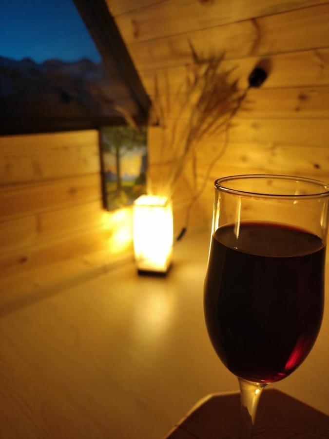 Alone Cottage Kazbegi Ngoại thất bức ảnh