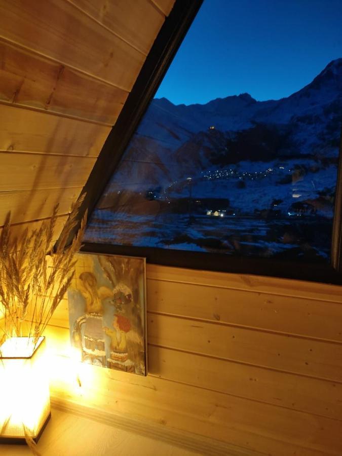 Alone Cottage Kazbegi Ngoại thất bức ảnh