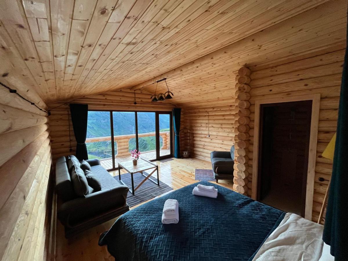 Alone Cottage Kazbegi Ngoại thất bức ảnh