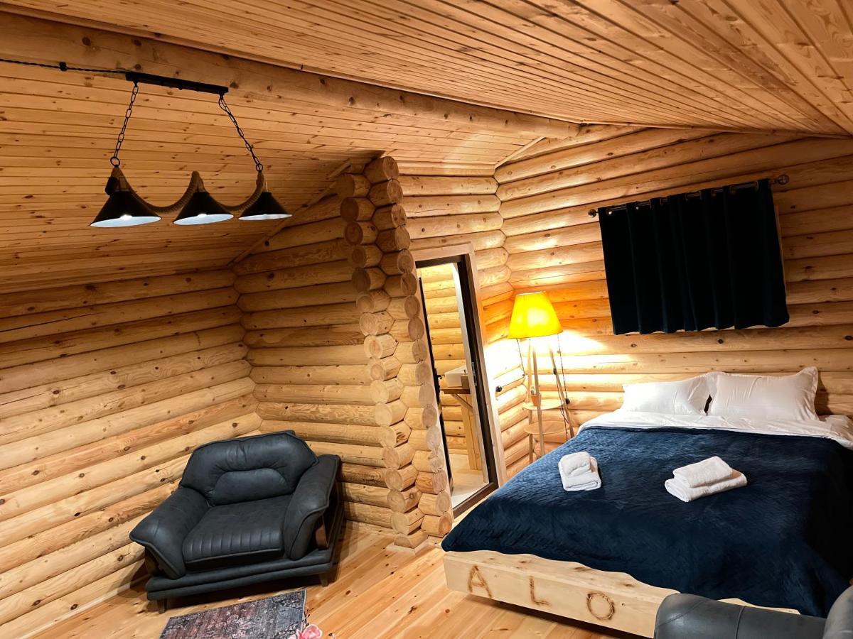 Alone Cottage Kazbegi Ngoại thất bức ảnh