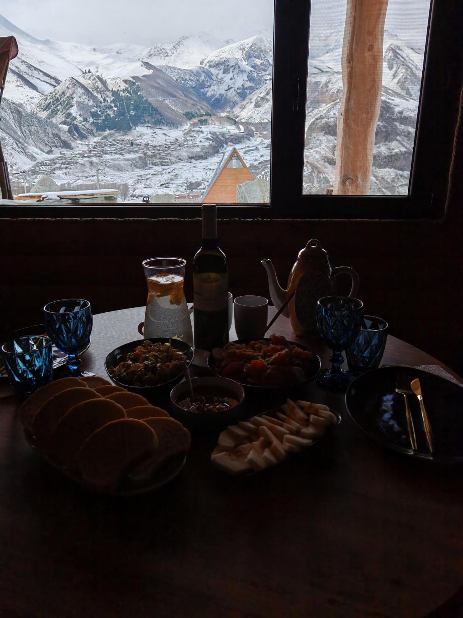Alone Cottage Kazbegi Phòng bức ảnh