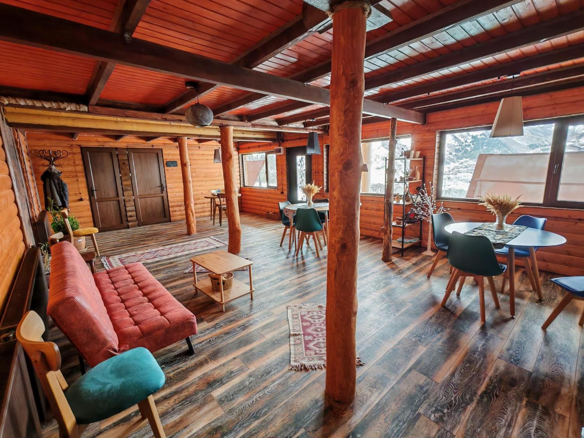 Alone Cottage Kazbegi Phòng bức ảnh